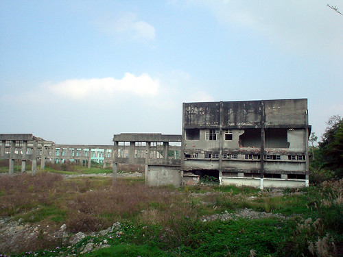27.廢棄的工廠