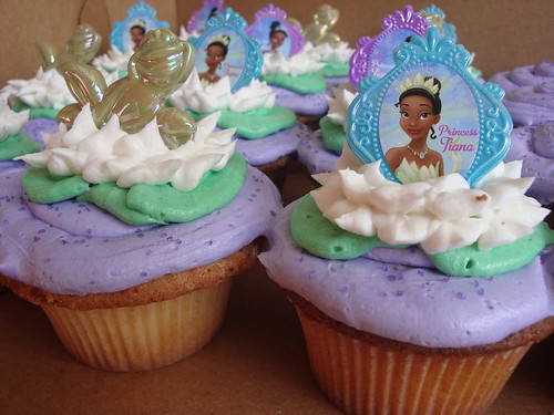 disney princess and frog cakes. Princess and the Frog Cupcakes