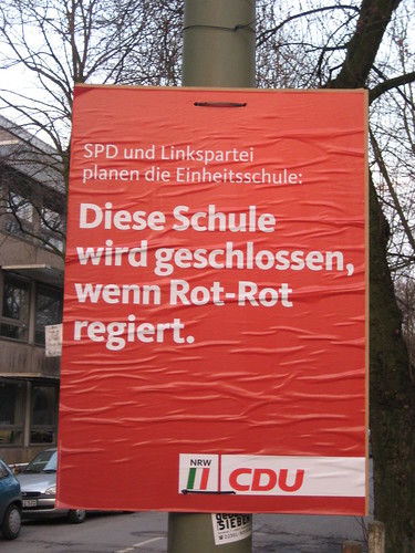 CDU-Plakat &quot;Diese Schule wird geschlossen, wenn Rot-Rot regiert.&quot;