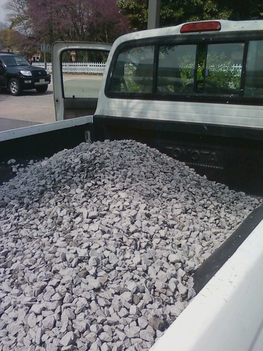 1200 lbs of gravel