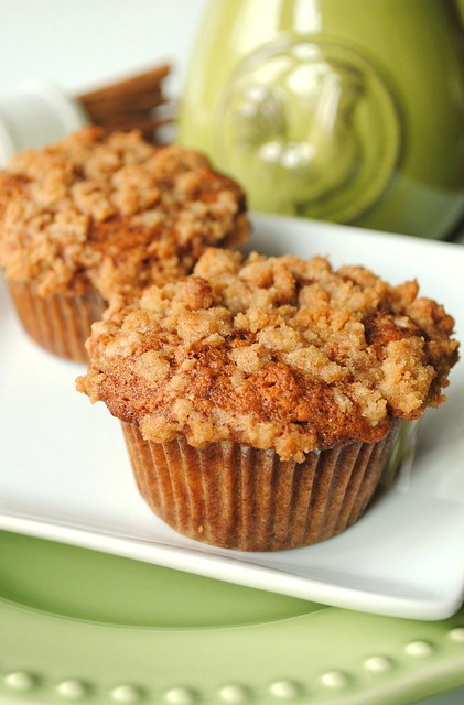 Banana Muffins with Crumble Topping