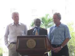 Clinton, Préval, Bush Press Conference