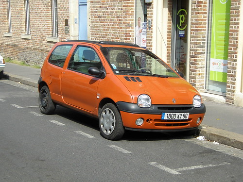 Renault Twingo orange 
