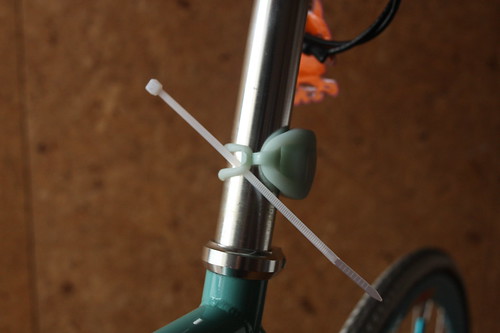 Cable tie into Knog Light's band 