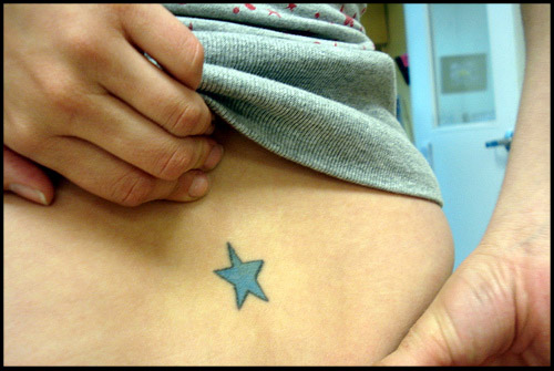 small star tattoos on hip