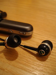 Sony Ericsson HBH-DS980 Bluetooth Headset