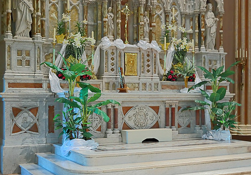 Saint Alphonsus Liguori Roman Catholic Church, in Saint Louis, Missouri, USA - tabernacle and high altar