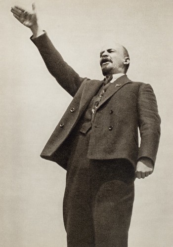 1919-05-01 ©  Vladimir Lenin
