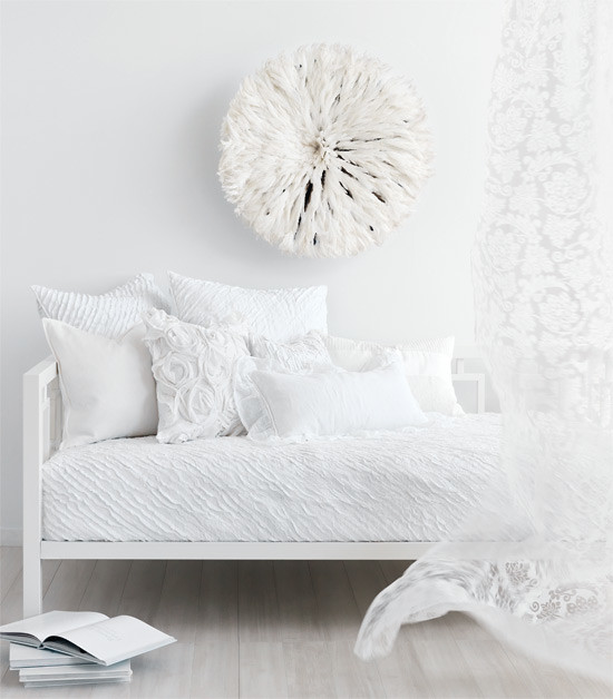 summer-white-daybed