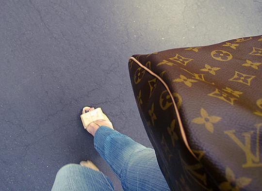 patent bow heels+louis vuitton bag closeup by ...love Maegan