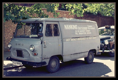 BMC J4 van Bromley-by-Bow in
