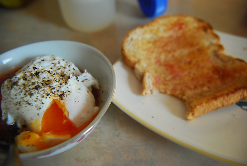 Poached eggs and toast