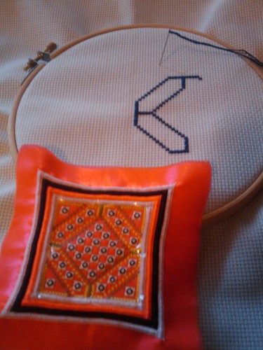 hmong embroidery