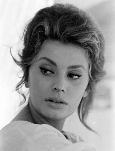 4509036281 9957b57fc6 Style Beauty Icon Sophia Loren