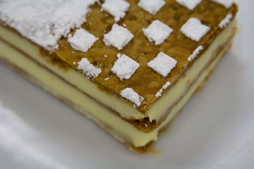 Mille Feuille Close