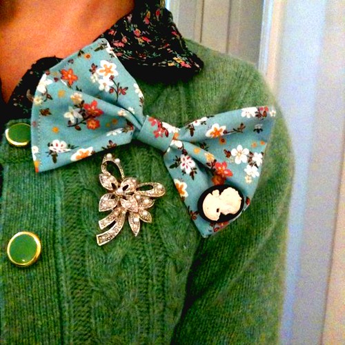 Over Sized, "I Feel Pretty" Bow Brooch