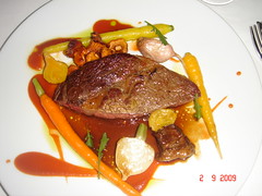 Ribeye Beef, bordelaise sauce, chantarelle mushrooms, beet, carrots and rosehip purée