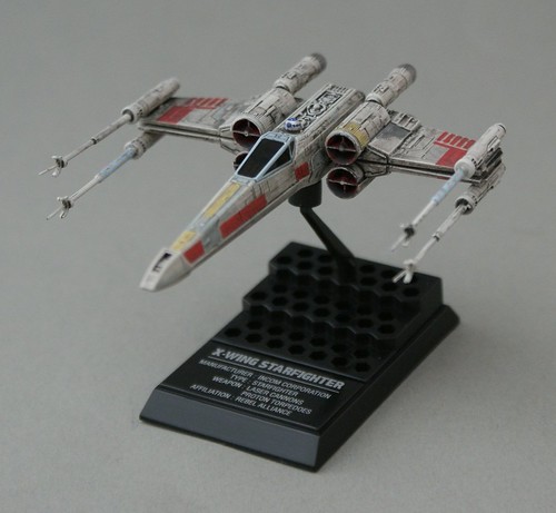Star Wars 1/144 - X-Wing Red-5 - 1