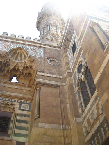 Inside the entrace of Al-Azhar Mosque