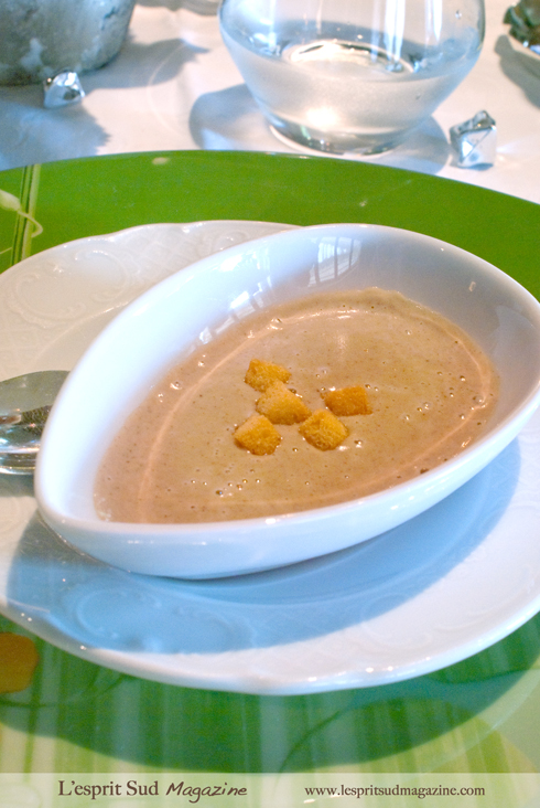 Mise en bouche - Crème de lentilles (Cream of lentil soup)