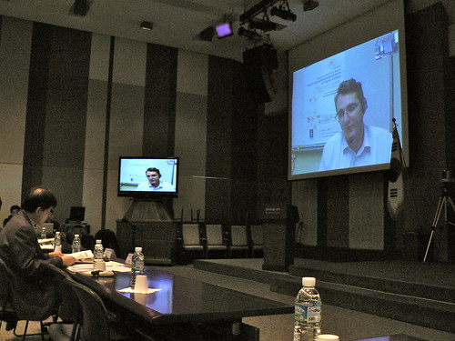 Professor Robert Ackland speaks at the NIA Digital Culture Conference, Seoul, Korea