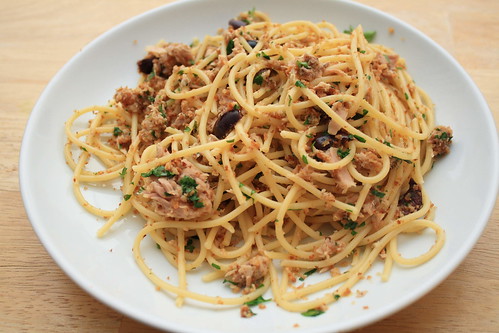 Pasta with Tuna and Breadcrumbs