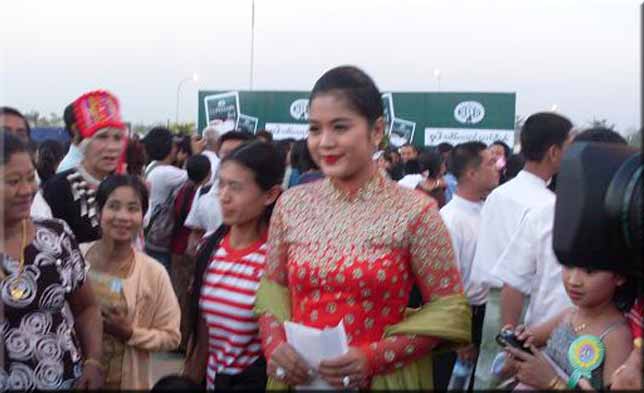 Myanmar Academy Award Ceremony for 2008 Myanmar Actress Soe Myat Nandar