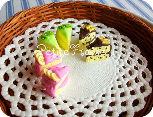 Double layer cake slices charms fimo polymer clay by Merylu PetiteFraise