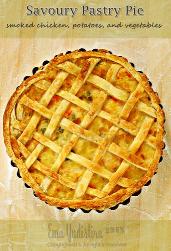 Savoury pastry pie