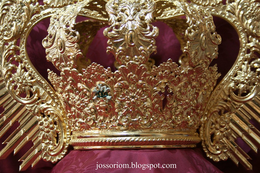 Corona Nuestra Señora del Calvario 2010