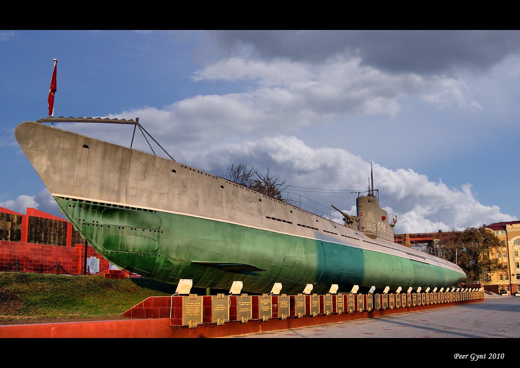: S-56 Submarine. Vladivostok.    C-56. .