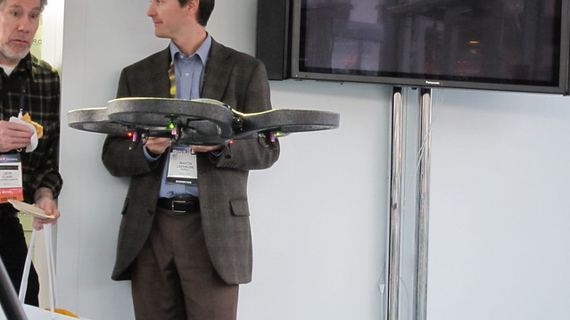 AR Drone con iPhone realidad aumentada