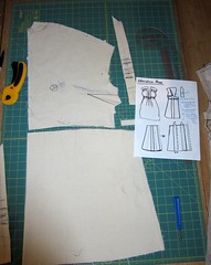 Vintage McCall's 5921 Maternity Dress Muslin in Progress: Muslin 2