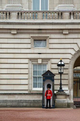 Guard at Buckingham Palace