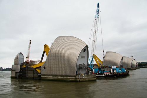 Thames Barrier Piers in Maintenance