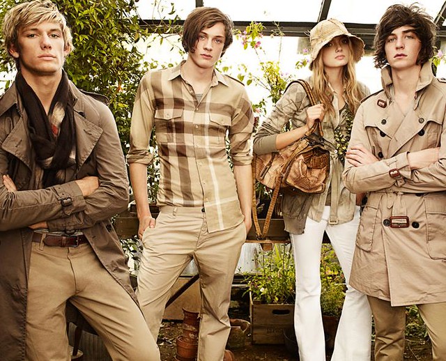 Richard Wyndham0003_Burberry SS09 Campaign(Official)