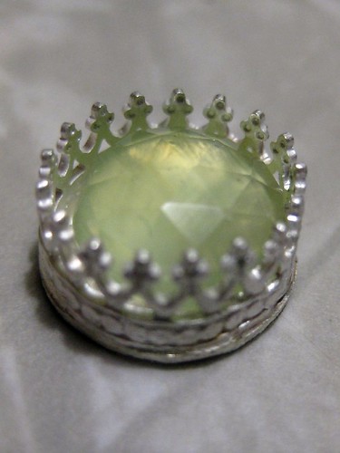 gallery wire and prehnite ring cup in sterling