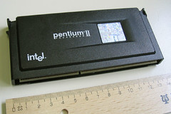 Pentium_II_front