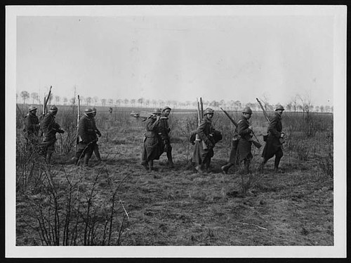 world war 1 soldiers marching. French soldiers marching to