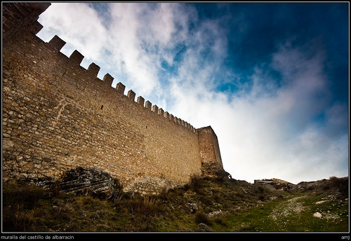 muralla del castillo de albarracín