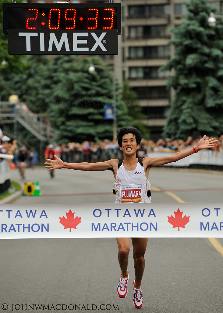 Arata Fujiwara - Ottawa Marathon Winner