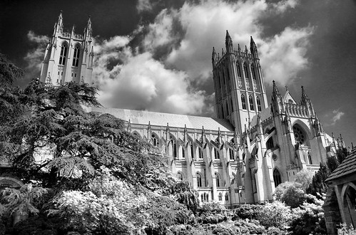 National Cathedral B&W