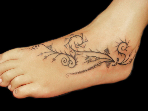  Foot pattern tattoo 