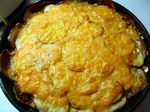 Cheesy potato bake