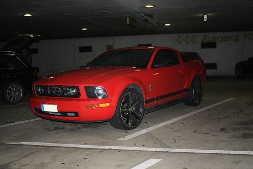 Ford Mustang V6 Pony package
