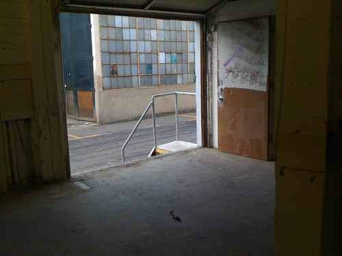 garage door to @pdxhackerspace