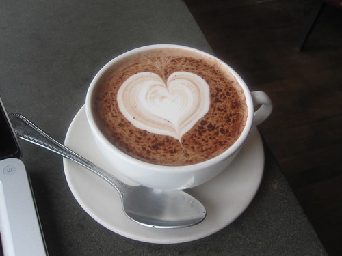 Hot chocolate at Café Art Java