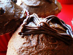 banana cupcakes w/ chocolate frosting - 30
