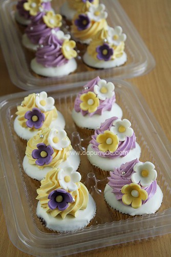 Purple & Yellow Cupcakes
