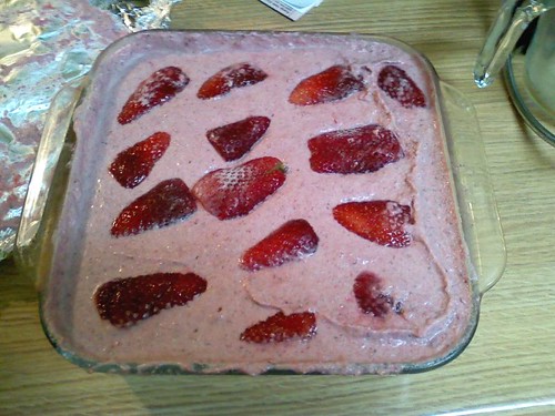 strawberry ice cream cake, raw
